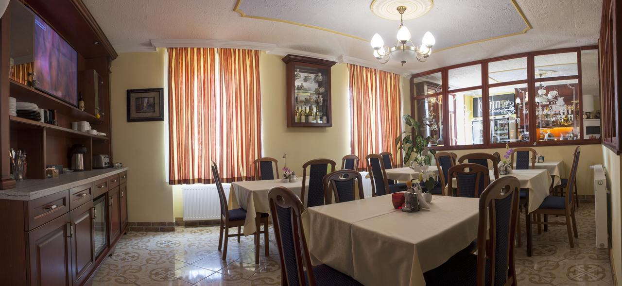 Centrum Panzio Szentendre Εξωτερικό φωτογραφία